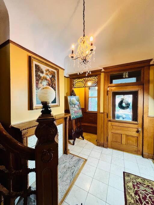 Villa Luxe Downtown Historic Victorian, Premiere Location! Oak Park Exterior foto