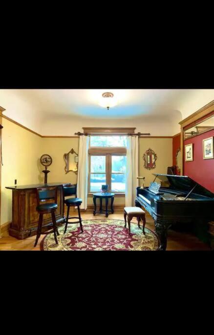 Villa Luxe Downtown Historic Victorian, Premiere Location! Oak Park Exterior foto