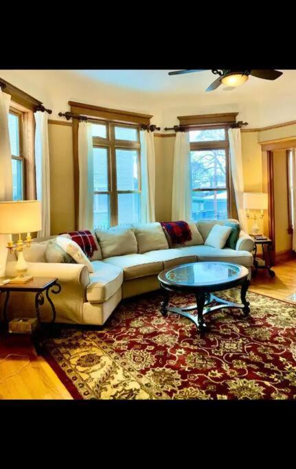 Villa Luxe Downtown Historic Victorian, Premiere Location! Oak Park Exterior foto